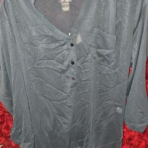 Dots NWT Women's Gray Textured Sheer Hi LoBlouse Size Large